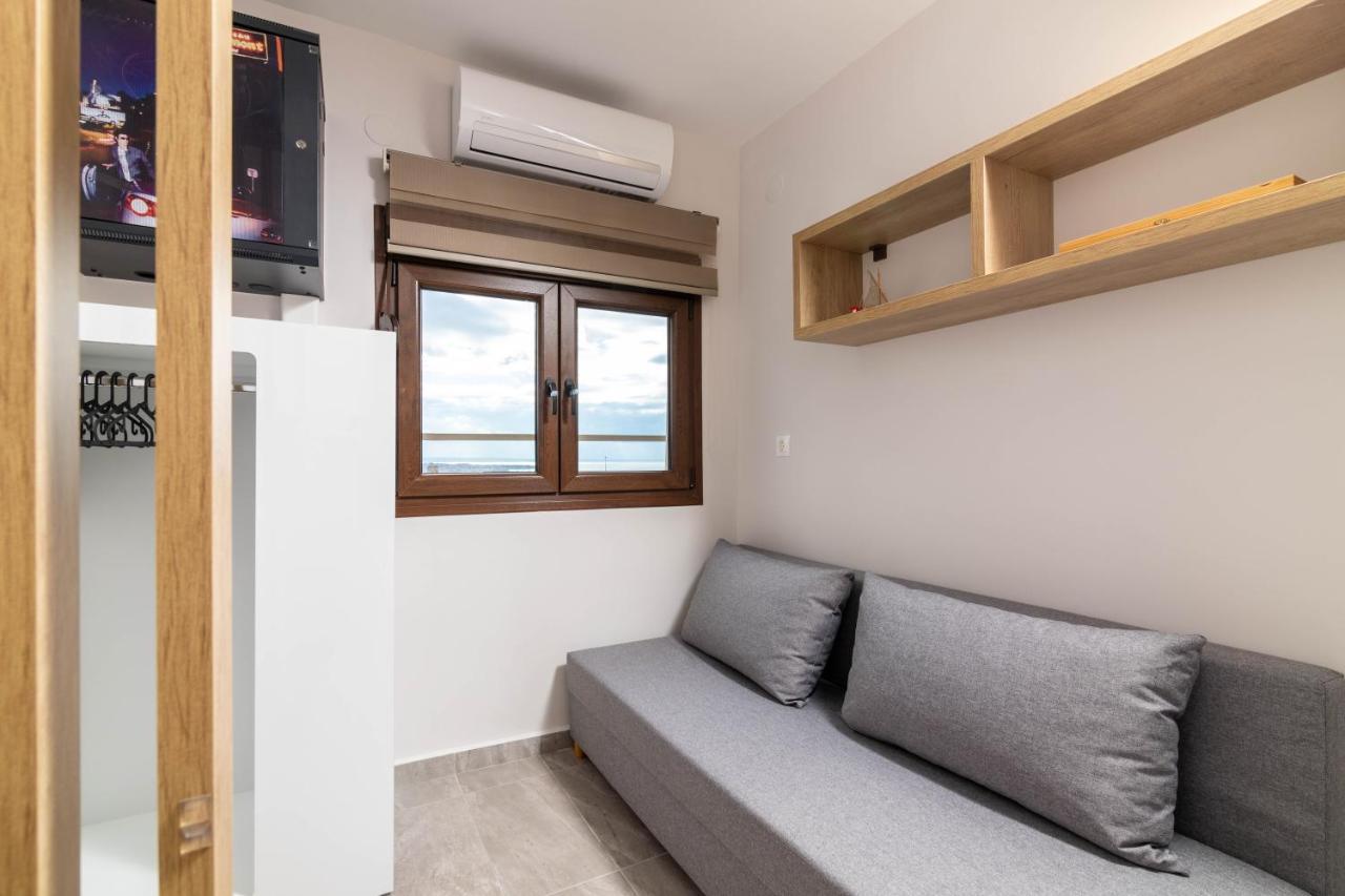 F & B Collection- 360 View Tiny Penthouse * Thessaloniki